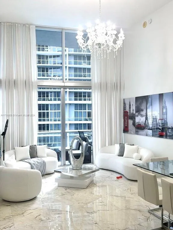 475 Brickell Ave # 2209, Miami FL 33131