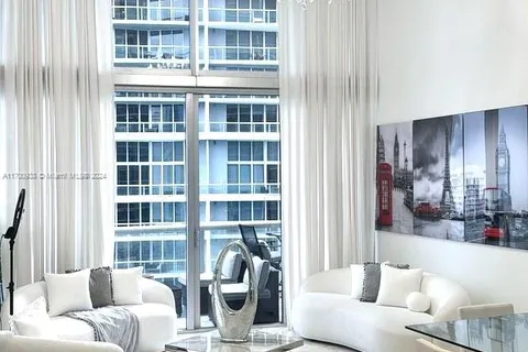 475 Brickell Ave # 2209, Miami FL 33131