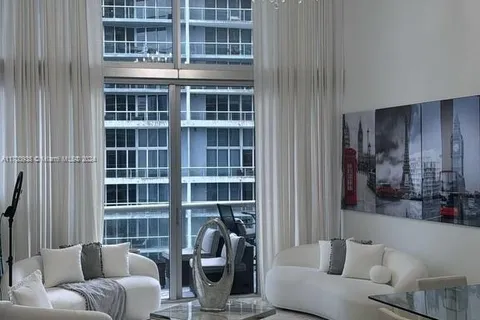 475 Brickell Ave # 2209, Miami FL 33131