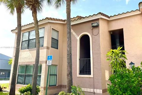 2826 S University Dr # 3101, Davie FL 33328