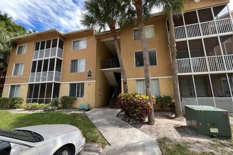 4015 W Mcnab Rd # D101, Pompano Beach FL 33069