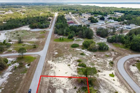 1326 HILLSBOROUGH DR, Other City - In The State Of Florida FL 34759