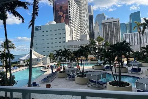 244 Biscayne Blvd # 907, Miami FL 33132