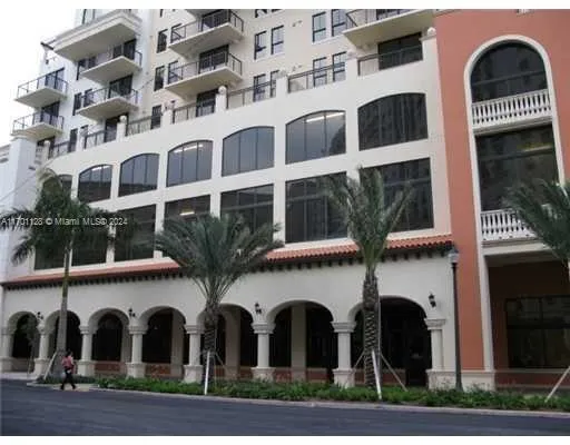 55 Merrick Way # 14, Coral Gables FL 33134