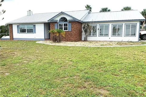 1823 Roberta Ave, Sebring FL 33870