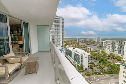 4111 S Ocean Dr # 1710, Hollywood FL 33019