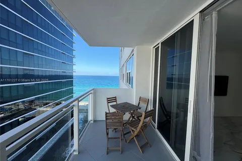 2030 S Ocean Dr # 1022, Hallandale Beach FL 33009