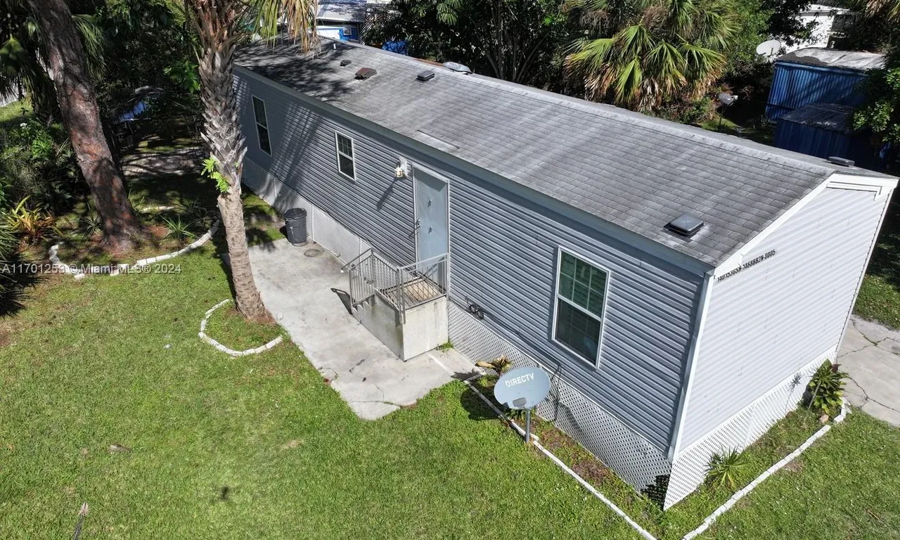 3200 7th S St, Fort Pierce FL 34982