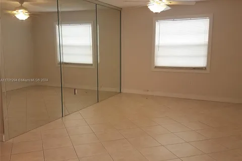 415 NE 2nd St # 209, Hallandale Beach FL 33009