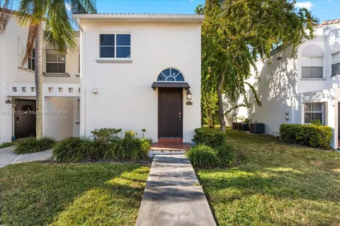 4638 NW 97th Pl # 261, Doral FL 33178