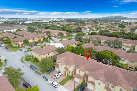 8643 NW 112th, Doral FL 33178