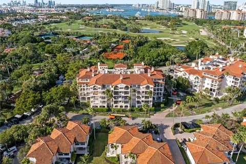 19133 Fisher Island Dr # 19133, Miami Beach FL 33109