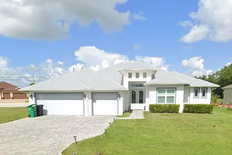 5231 NW Iredell St, Port St. Lucie FL 34986