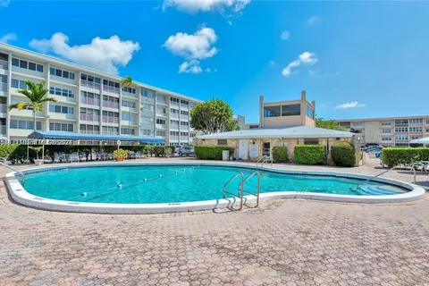 410 SE 2nd St # 206, Hallandale Beach FL 33009