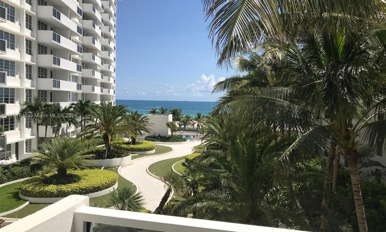 100 Lincoln Rd # 521, Miami Beach FL 33139