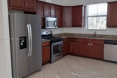 3351 NW 125th Ln # 4, Sunrise FL 33323