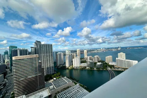 950 Brickell Bay Dr # 4806, Miami FL 33131