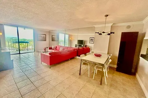 2625 Collins Ave # 1710, Miami Beach FL 33140