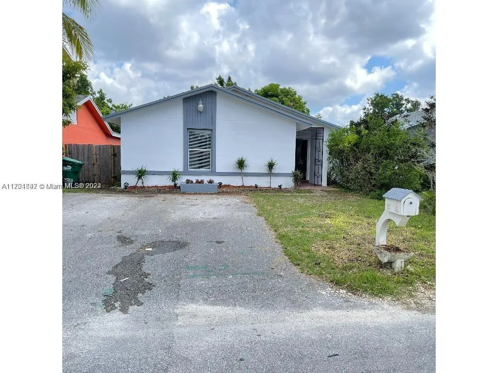 11227 SW 153rd Ter, Miami FL 33157