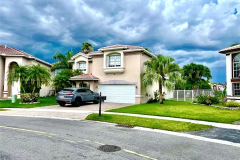 155 Granada Ave, Weston FL 33326