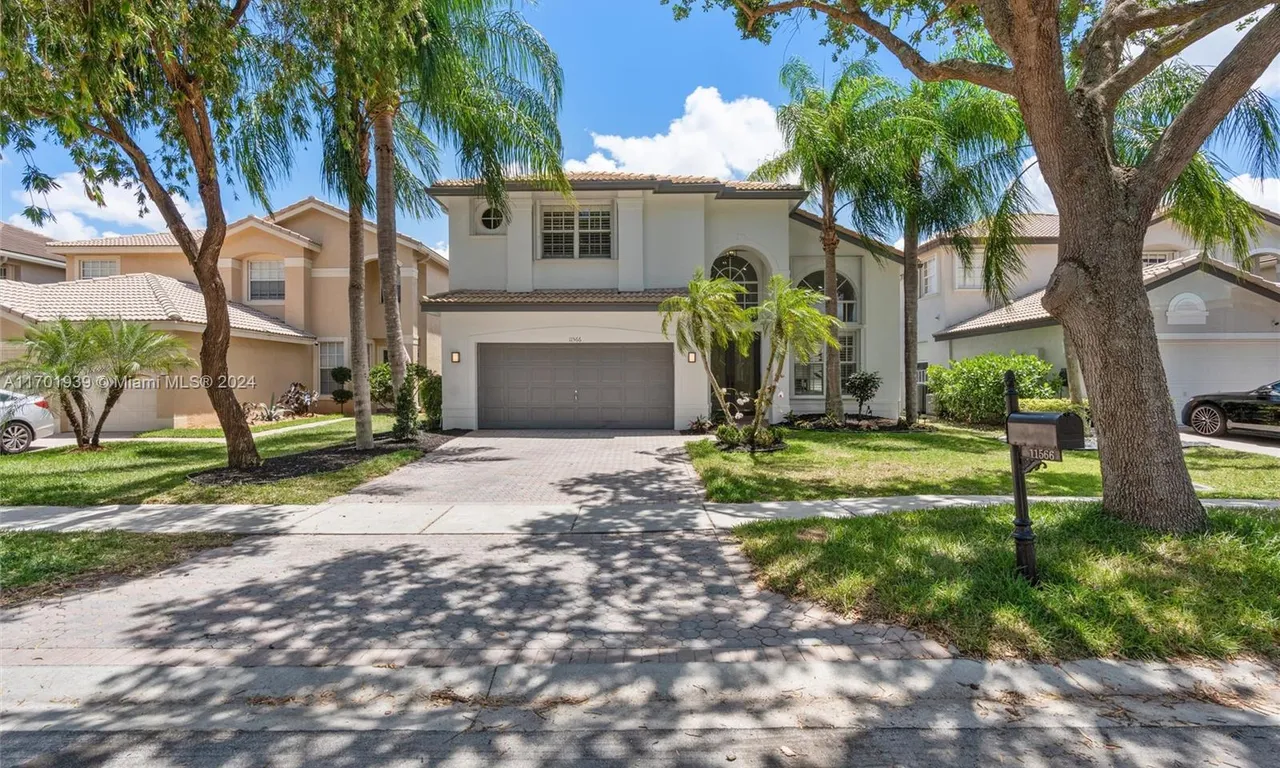 11566 Big Sky Ct, Boca Raton FL 33498