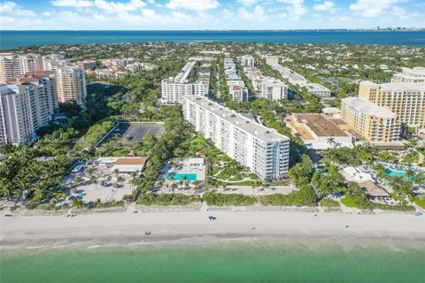 605 Ocean Dr # 4L, Key Biscayne FL 33149