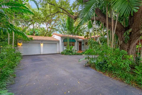 5111 Maggiore St, Coral Gables FL 33146