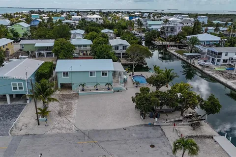 28538 John Silver Rd, Torch Key FL 33042