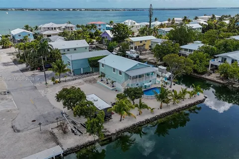 28538 John Silver Rd, Torch Key FL 33042