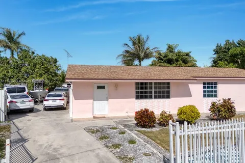 26750 SW 125th Ave, Homestead FL 33032