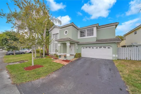 4255 NW 56th Dr, Coconut Creek FL 33073