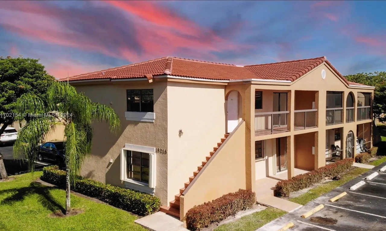 18216 Mediterranean Blvd # 19, Hialeah FL 33015