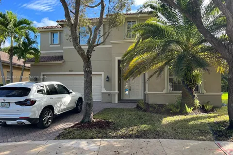 4160 Cascade Ter, Weston FL 33332