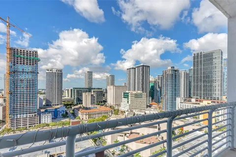 234 NE 3rd St # 2207, Miami FL 33132