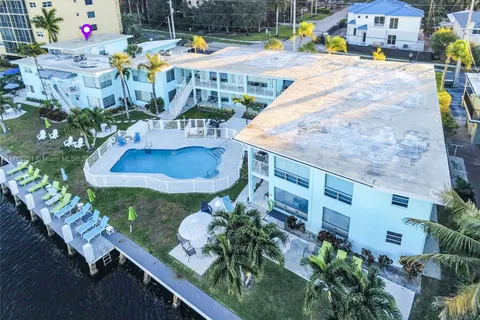 605 N Riverside Dr # 10, Pompano Beach FL 33062