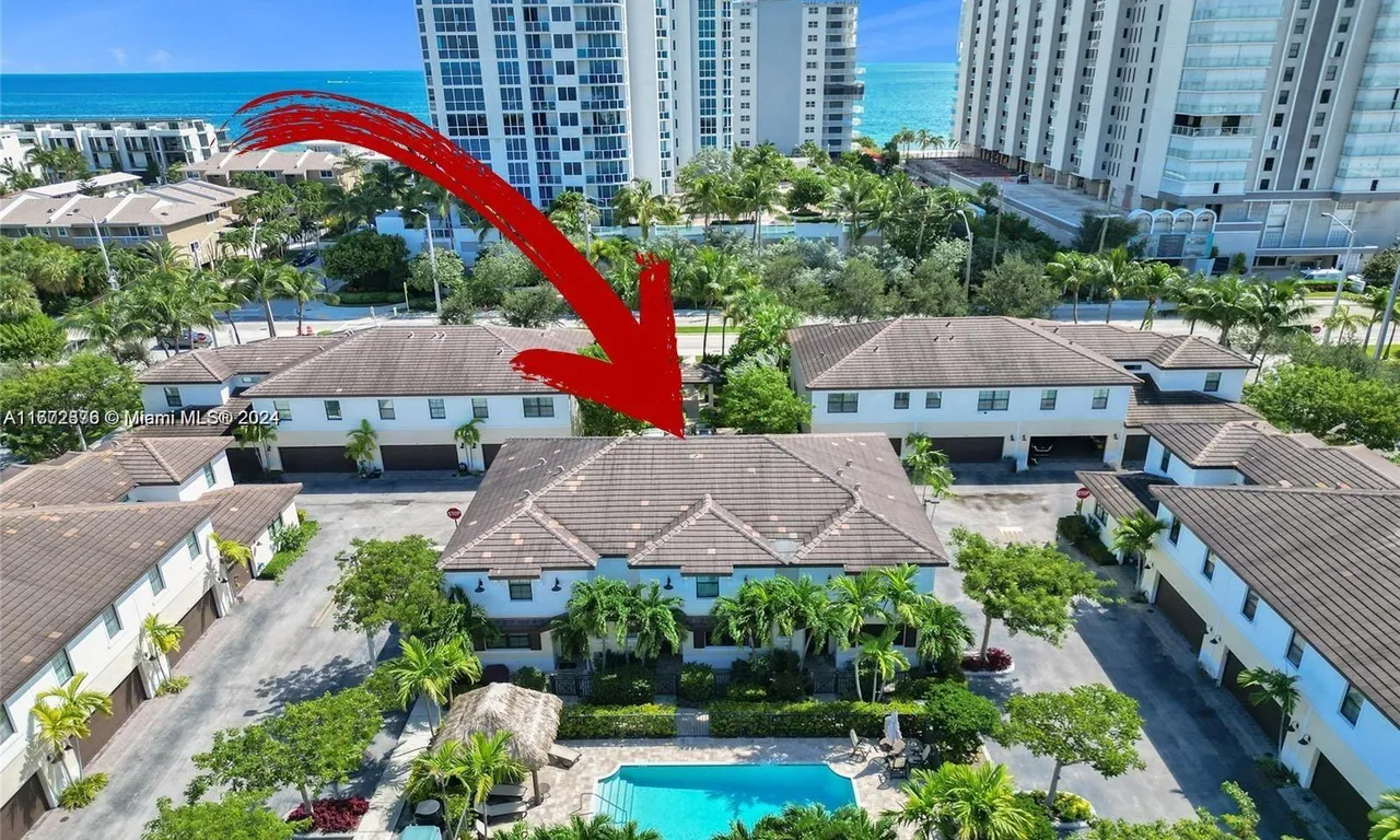 853 S Ocean Blvd, Pompano Beach FL 33062