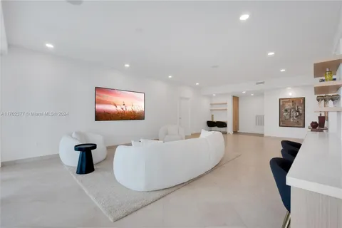 10101 Collins Ave # 7D, Bal Harbour FL 33154
