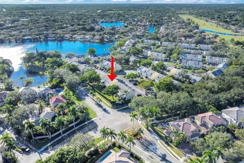 2917 Belmont Ln, Cooper City FL 33026