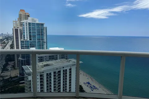 17201 Collins Ave # 3708, Sunny Isles Beach FL 33160