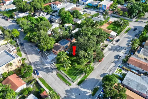 280 NW 33rd St, Miami FL 33127