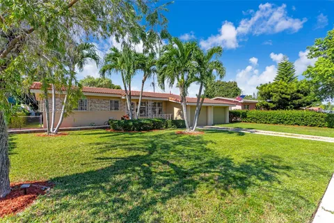 5490 W 8th Ln # 5490, Hialeah FL 33012