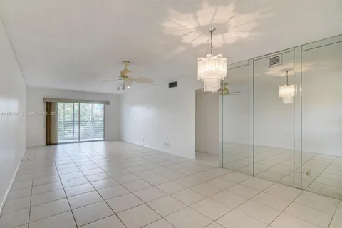 2405 ANTIGUA CIRCLE # L4, Coconut Creek FL 33066