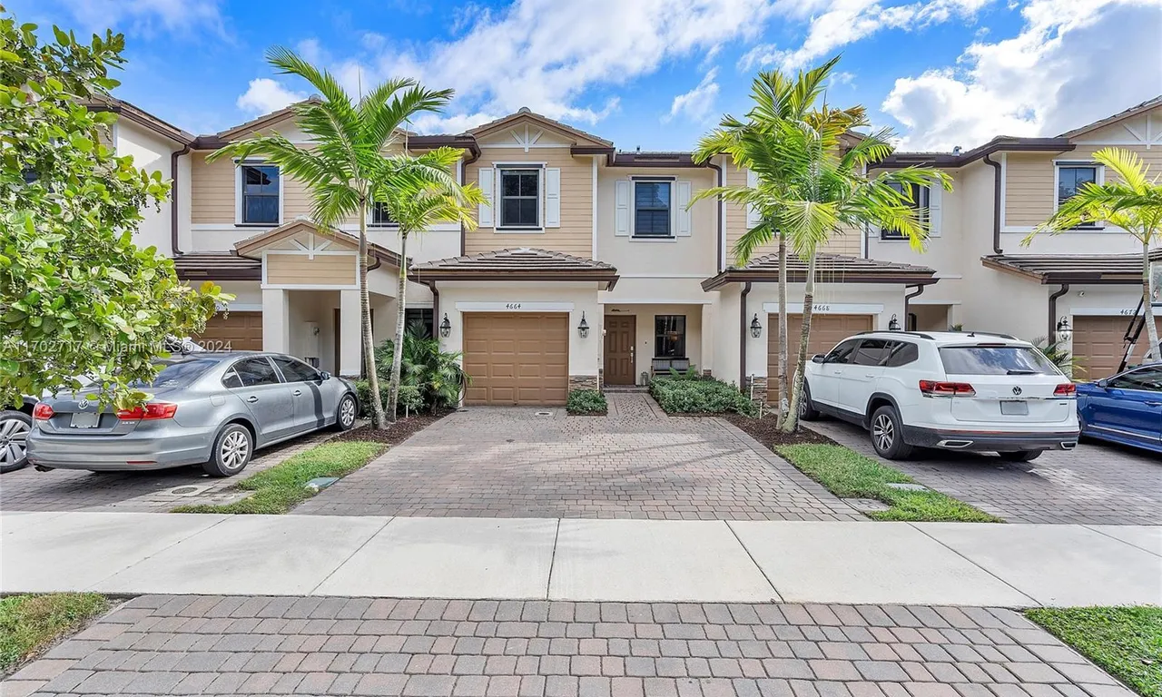 4664 Banker Ter # 4664, Davie FL 33314