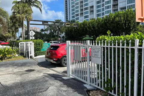 1541 S Ocean Blvd # 212, Lauderdale By The Sea FL 33062