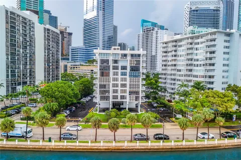 1440 Brickell Bay # 307, Miami FL 33131