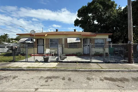 2523 NW 11th Ave, Miami FL 33127