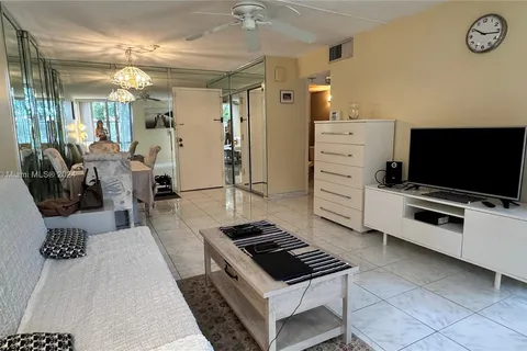 210 172nd St # 329, Sunny Isles Beach FL 33160