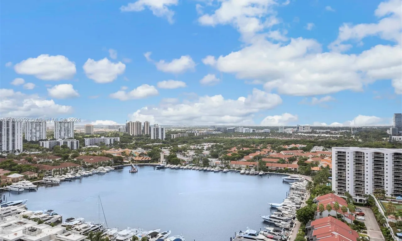 21205 Yacht Club Dr # 2403, Aventura FL 33180