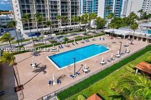 2625 Collins Ave # 1102, Miami Beach FL 33140