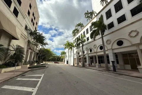 357 Almeria Ave # 103, Coral Gables FL 33134